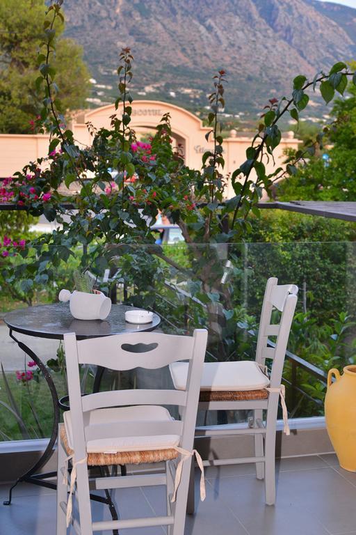 East-West Villa Kalamata Ngoại thất bức ảnh